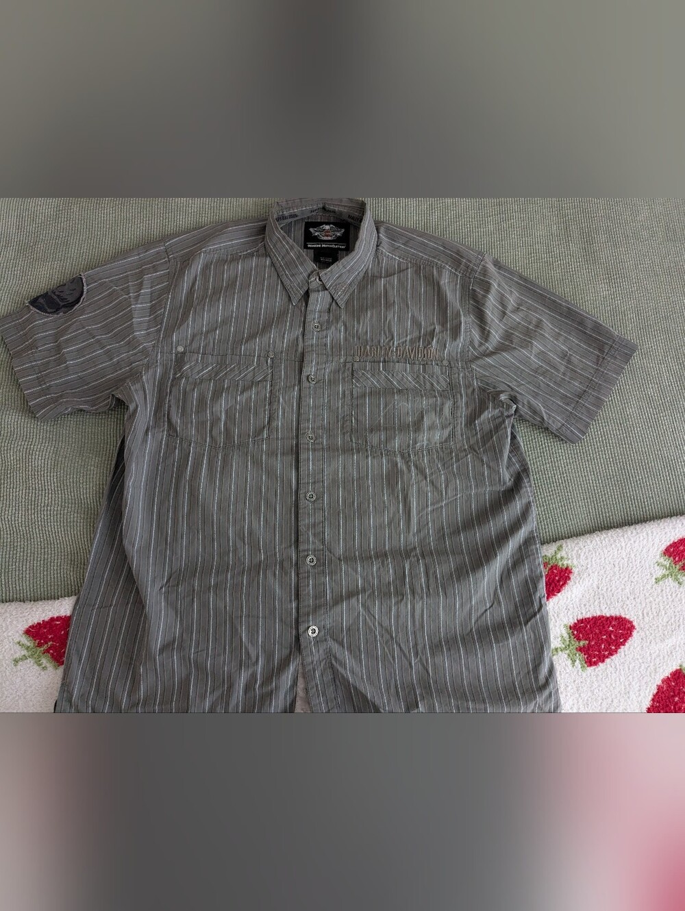 Harley-Davidson Men's Gray Striped Button-Up Shirt